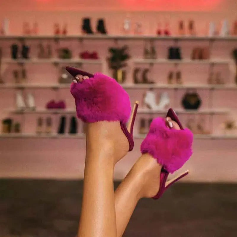 Kitten Heel